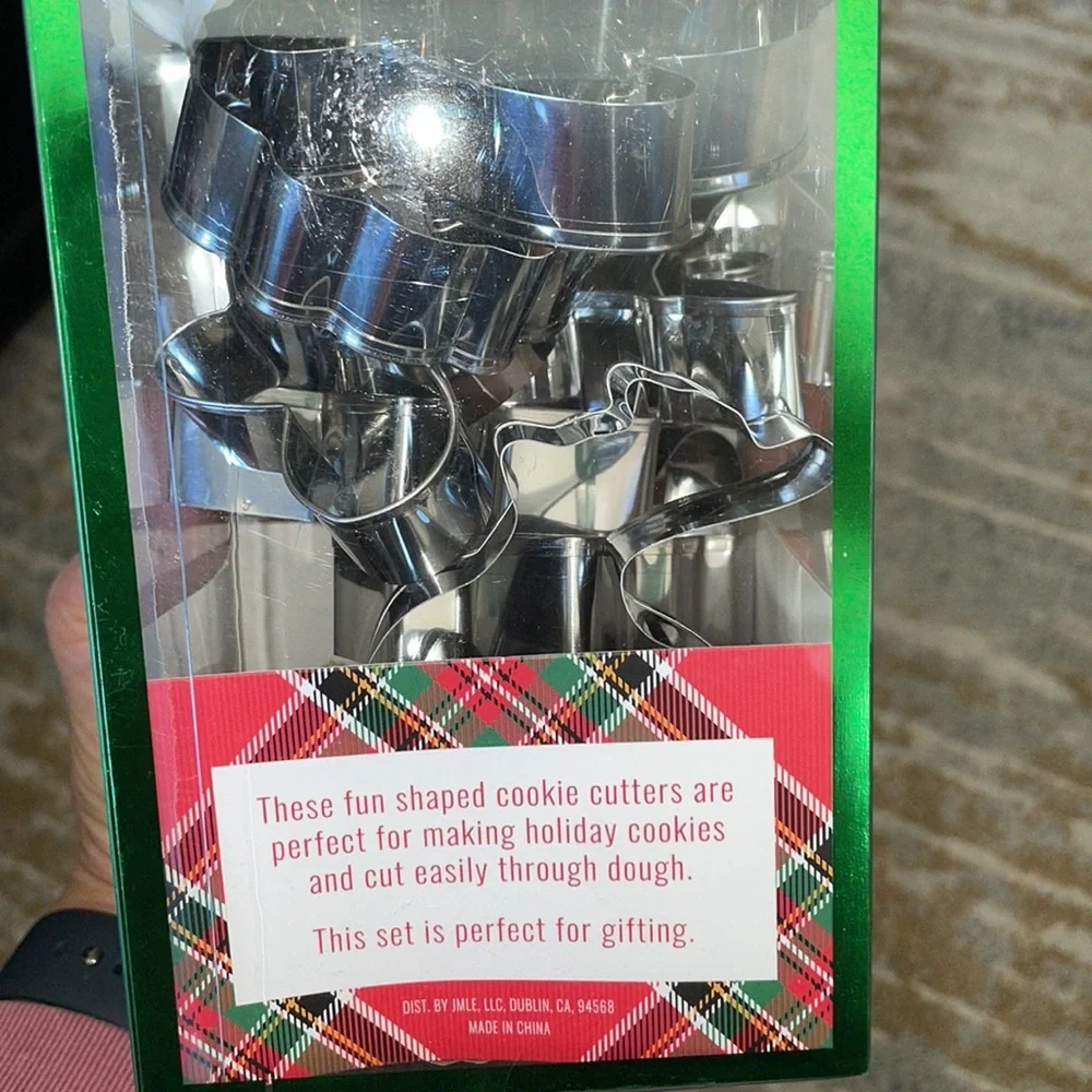 JOY SET OF 12 COOKIE CUTTERS